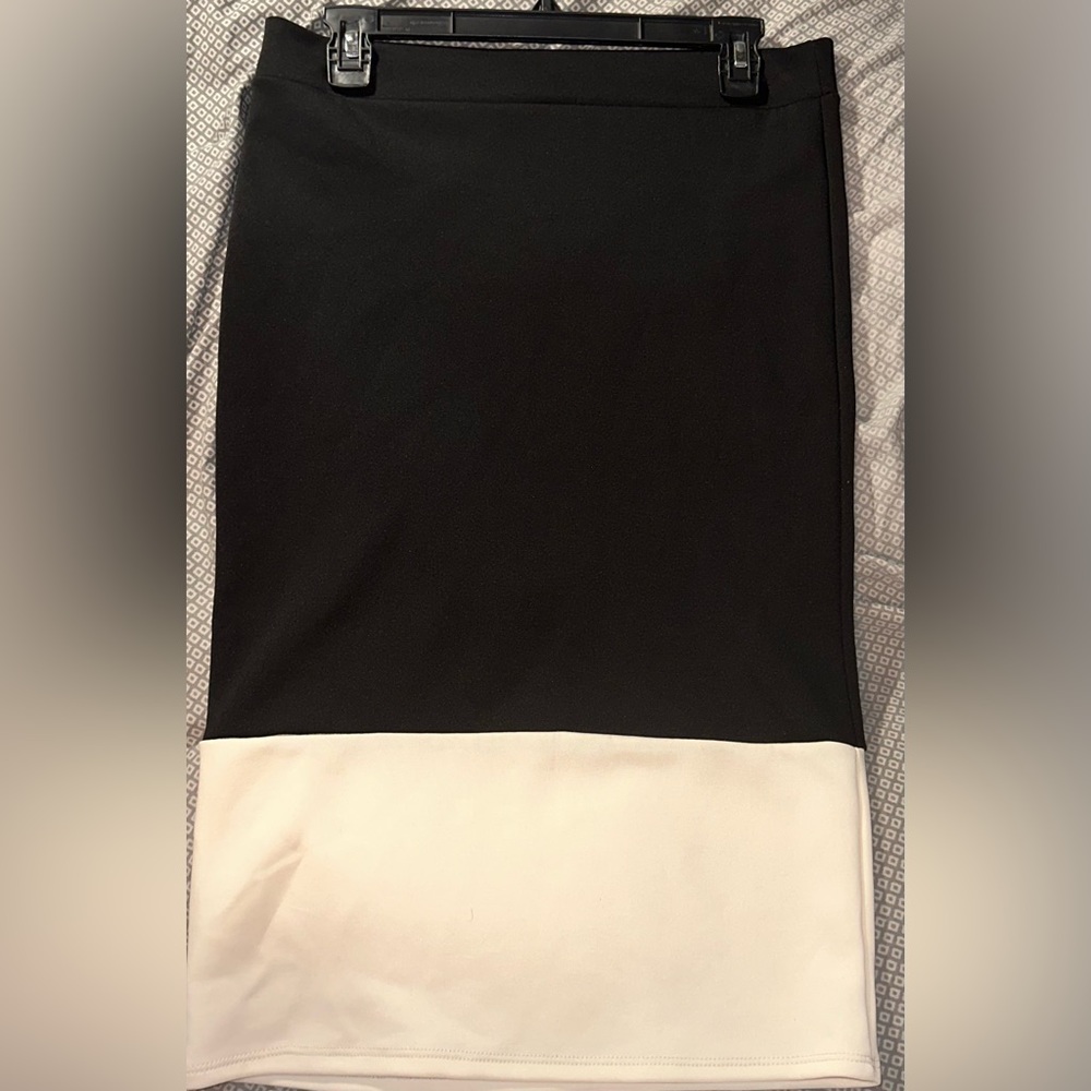 Black and Cream Pencil Skirt
